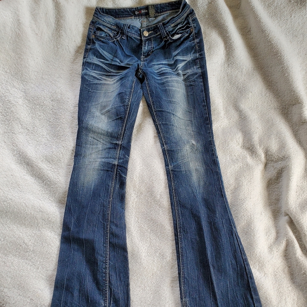 Love Nation Mid Rise Boot Cut Jeans, Sz 6